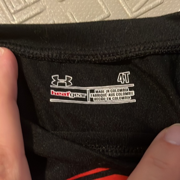 Under Armour Tee - Picture 2 of 2